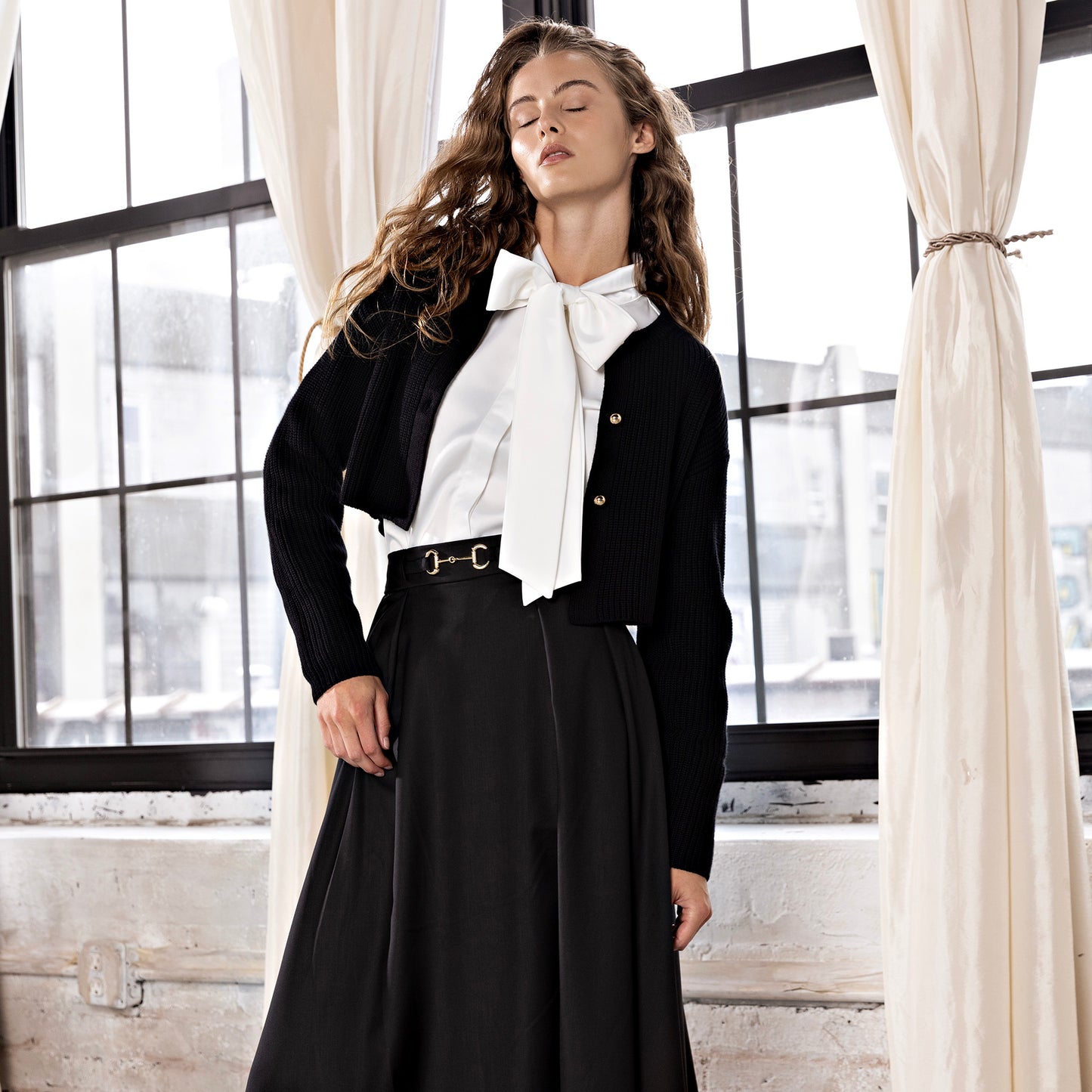 Buckle Pleated Skirt IN: Black