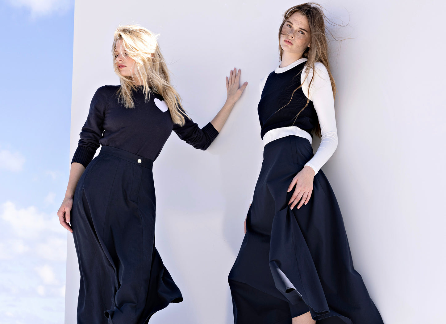 Madison Skirt IN: Navy