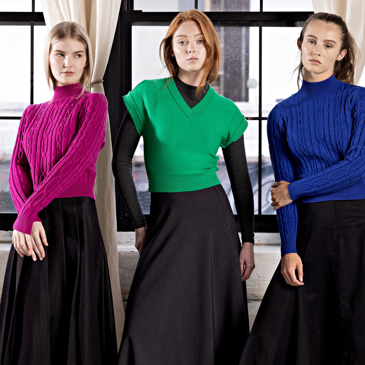 Cable Mockneck IN: Royal Blue
