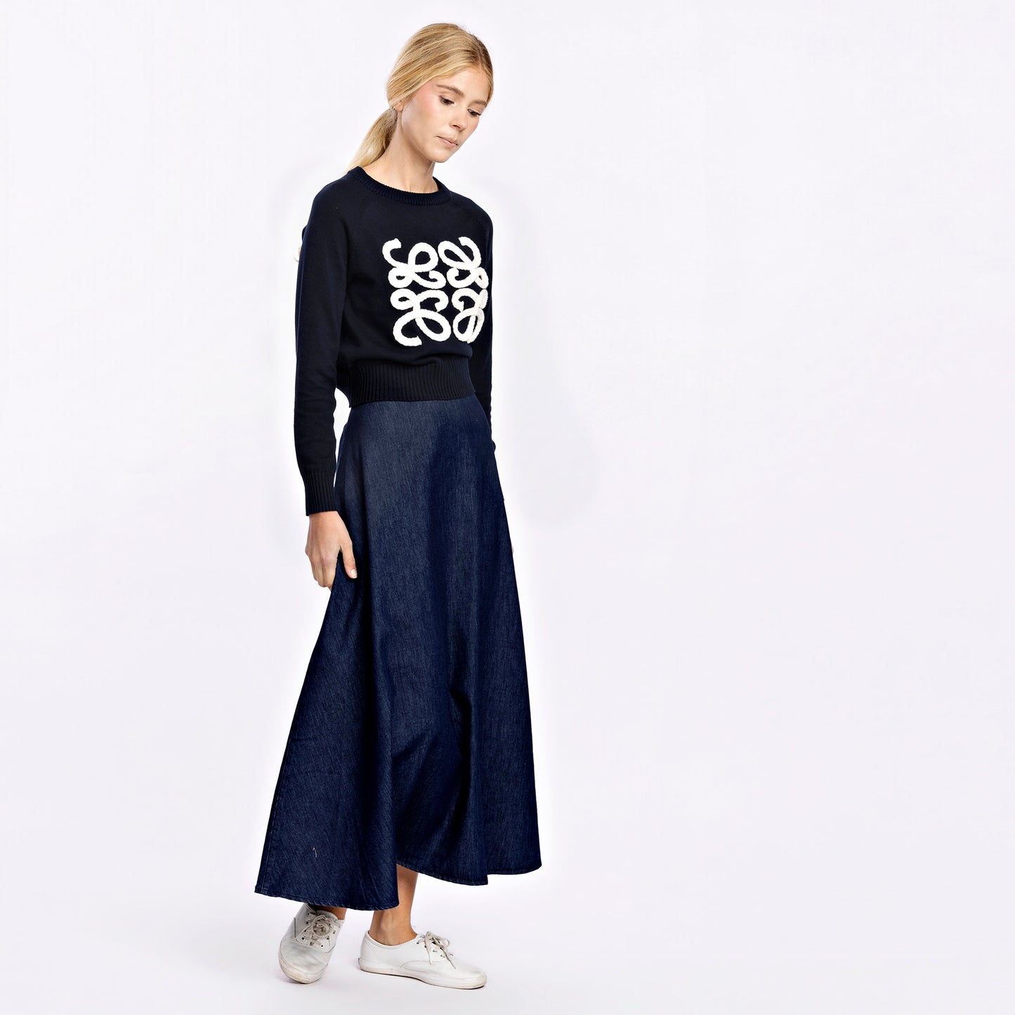 Designer Inspired Sweater IN:Navy