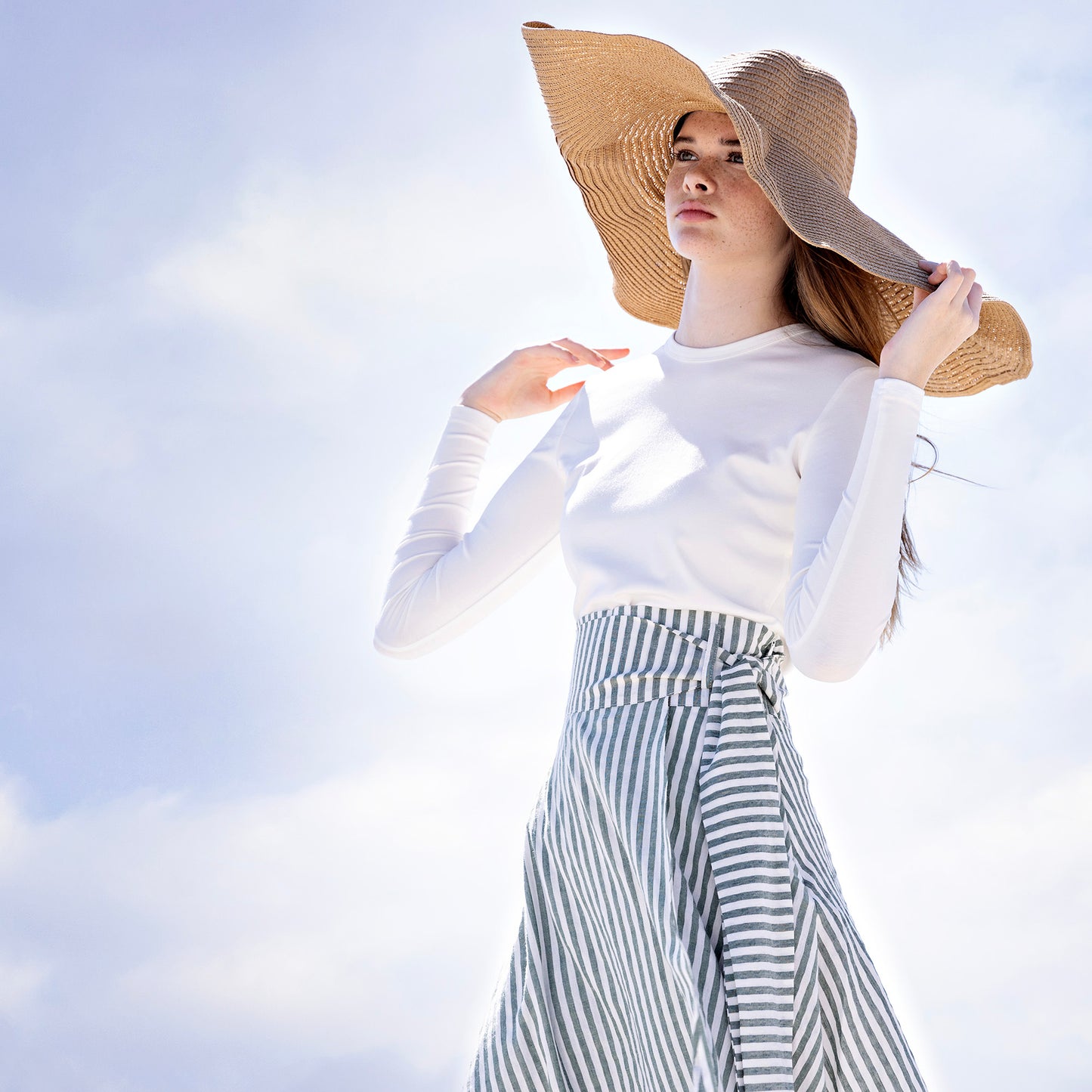 Signature Smooth Tee IN: Pure White