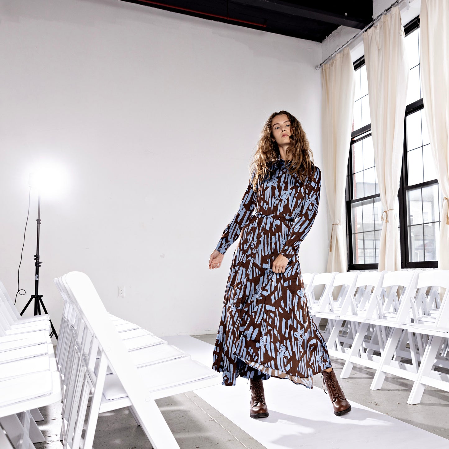 Printed Dress IN: Brown/Blue