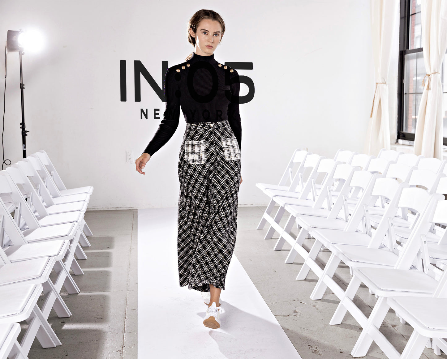 Tweed Skirt IN: Black/White