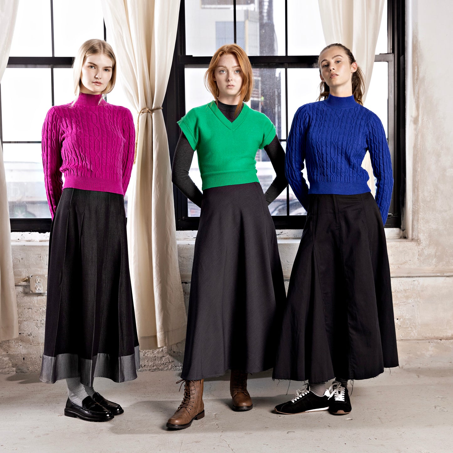 Cable Mockneck IN: Royal Blue
